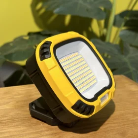 چراغ کمپ کوچک