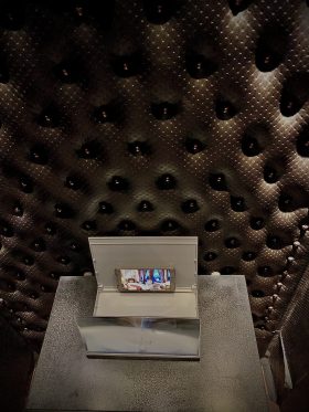 بزرگ نماي تصوير تلفن همراه