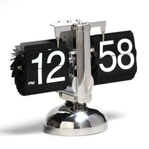 ساعت رو میزی فلیپ - سبک مکانیکی با طراحی رترو