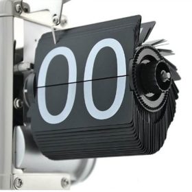 ساعت رو میزی فلیپ - سبک مکانیکی با طراحی رترو