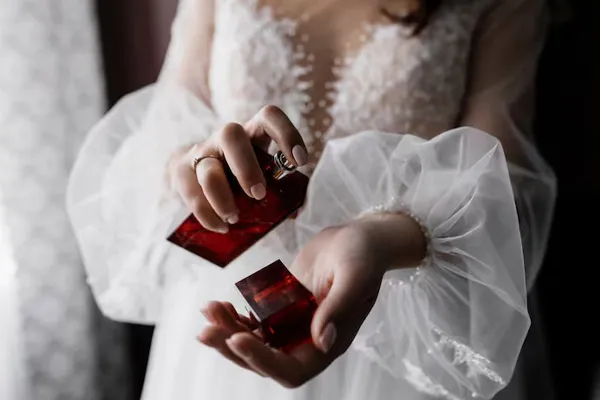 دکانت عطر چیست