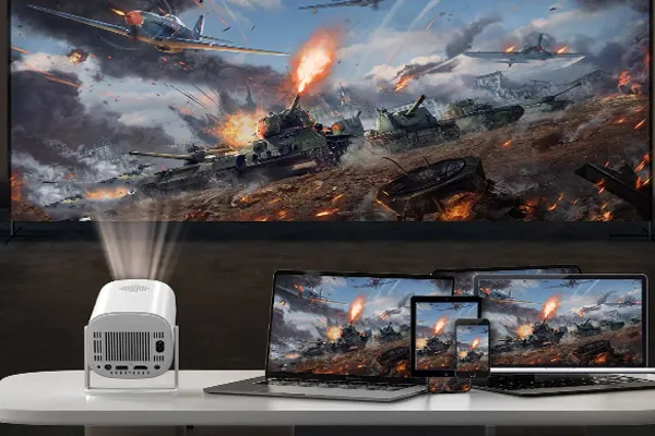 پروژکتور با صفحه‌نمایش لمسی