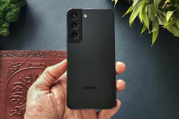 گلکسی S22 هنوز ارزش خرید دارد یا نه؟ 